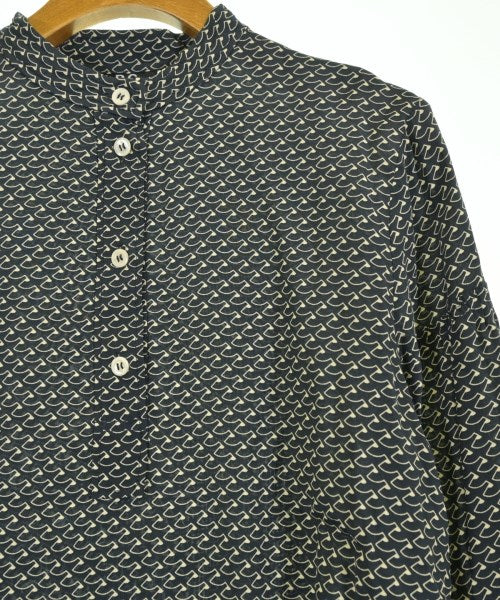 A.P.C. เสื้อสตรี