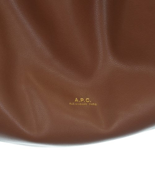 A.P.C. กระเป๋าสะพาย