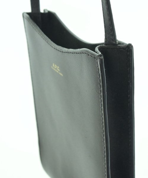 A.P.C. กระเป๋าสะพาย