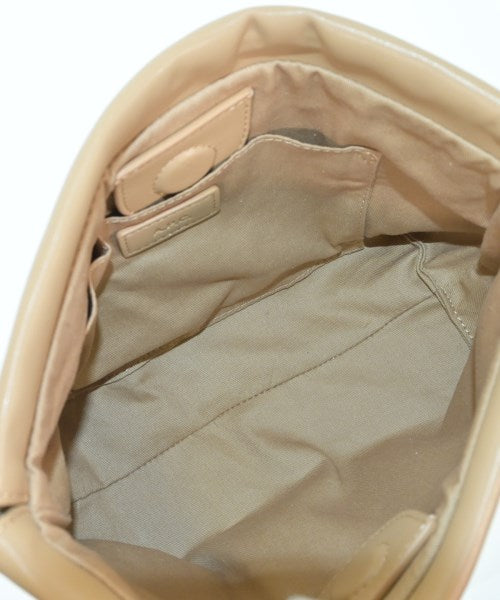 A.P.C. กระเป๋าสะพาย