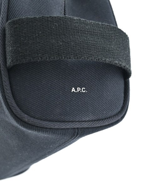 A.P.C. กระเป๋า