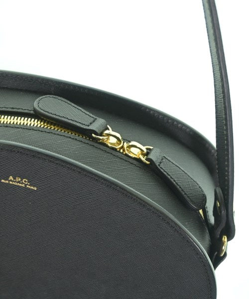A.P.C. กระเป๋าสะพาย