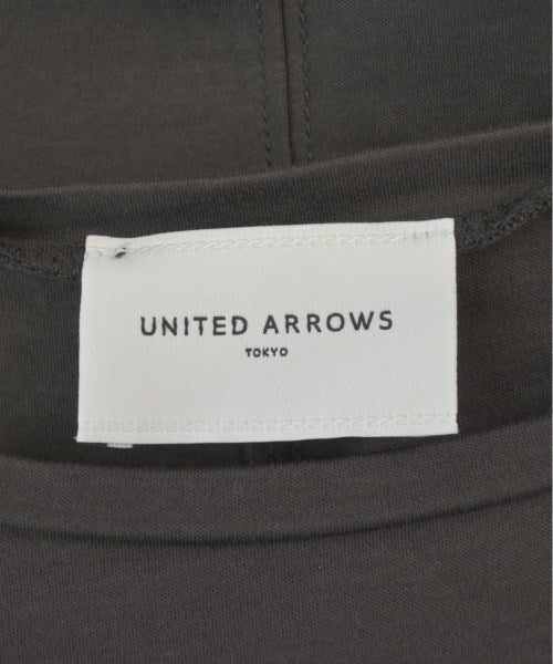 UNITED ARROWS เสื้อยืด/เสื้อท็อปส์