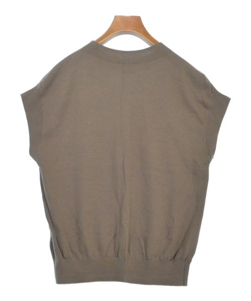 UNITED ARROWS เสื้อแขนกุด