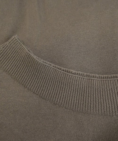 UNITED ARROWS เสื้อแขนกุด