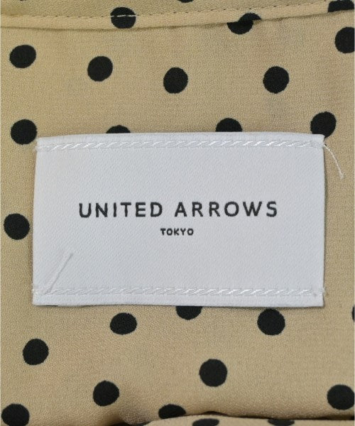 UNITED ARROWS เสื้อลำลอง