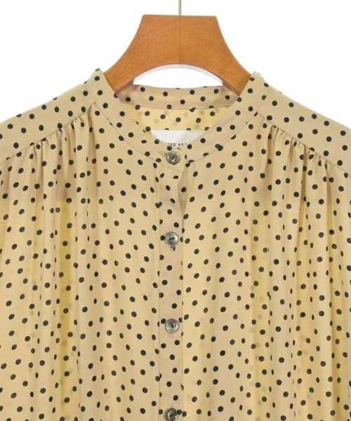 UNITED ARROWS เสื้อลำลอง