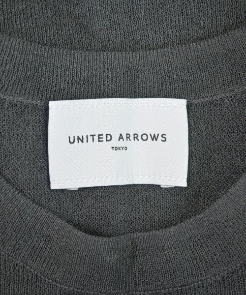 UNITED ARROWS เสื้อแขนกุด