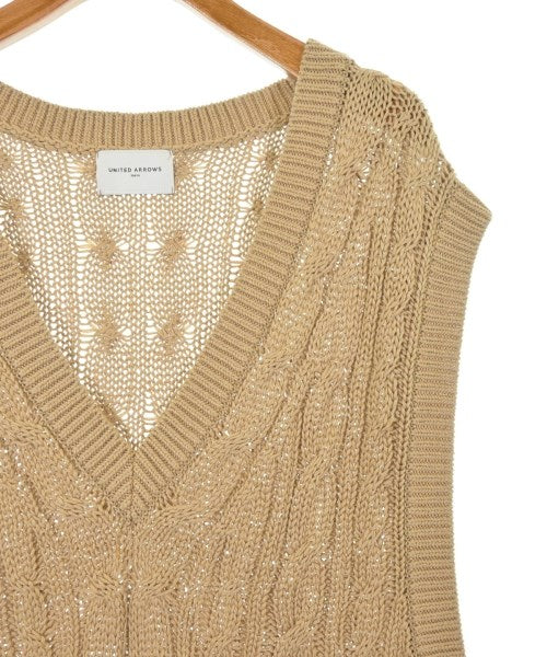 UNITED ARROWS เสื้อกั๊ก