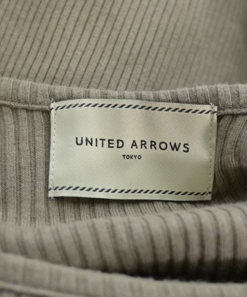 UNITED ARROWS เสื้อยืด/เสื้อท็อปส์