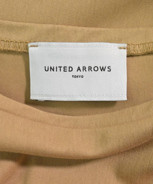 UNITED ARROWS เสื้อยืด/เสื้อท็อปส์