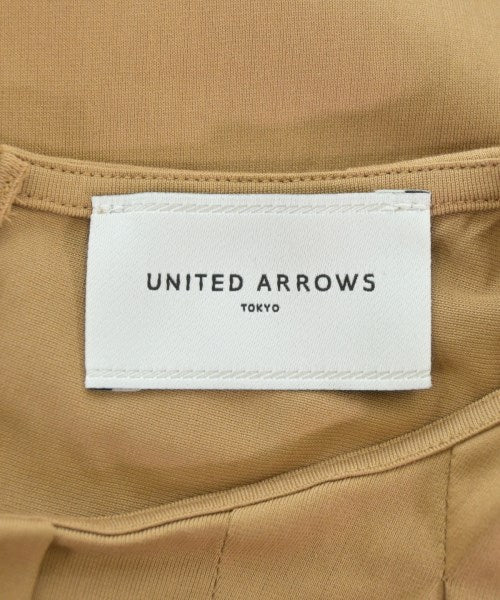 UNITED ARROWS แขนกุด