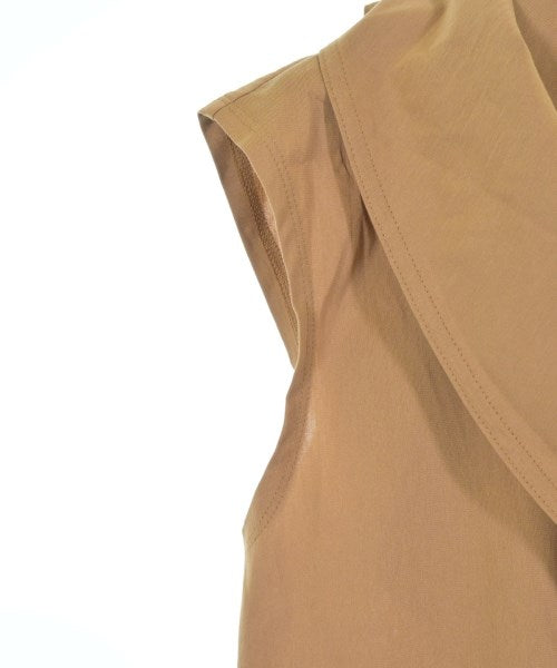 UNITED ARROWS แขนกุด