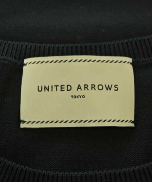 UNITED ARROWS เสื้อแขนกุด