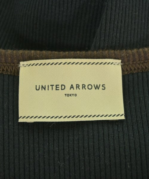 UNITED ARROWS แขนกุด