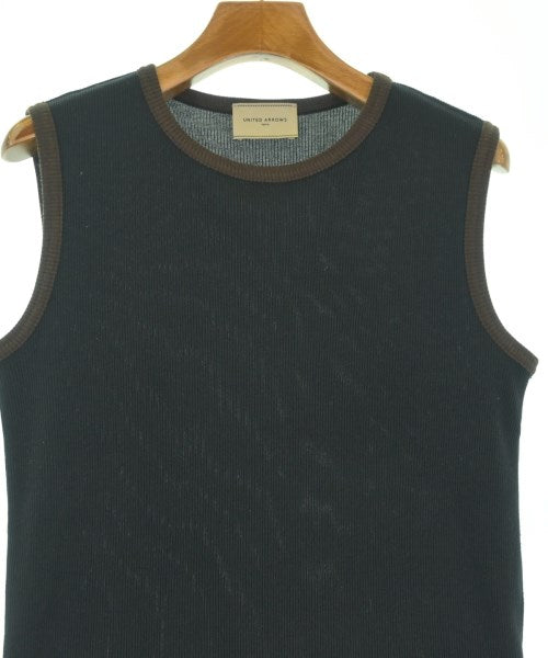 UNITED ARROWS แขนกุด