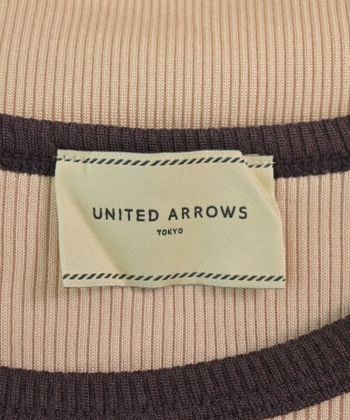 UNITED ARROWS เสื้อยืด/เสื้อท็อปส์