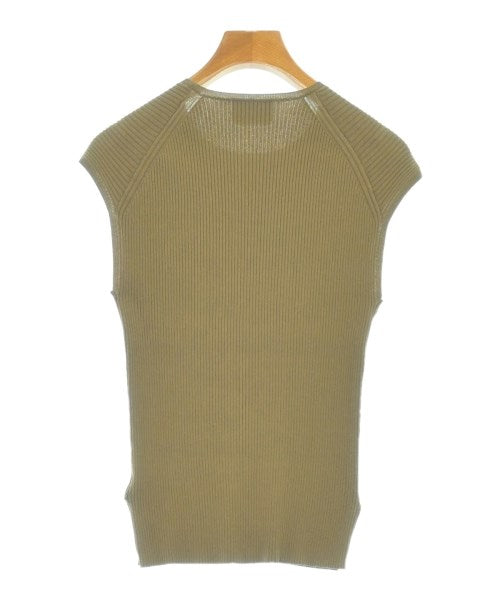UNITED ARROWS เสื้อแขนกุด