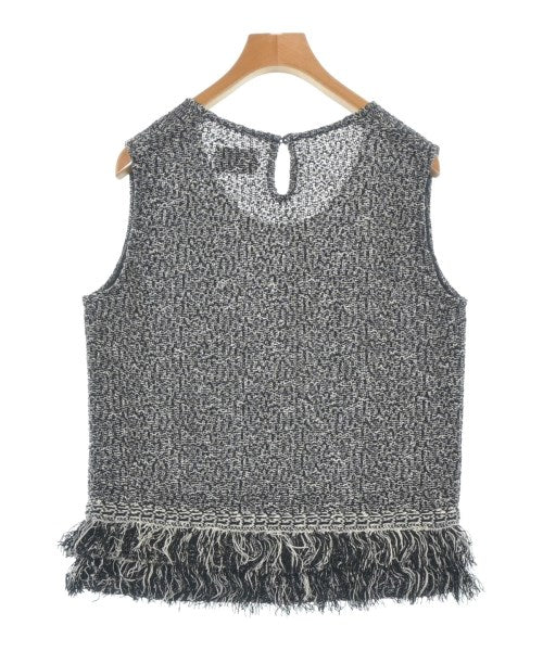 UNITED ARROWS เสื้อแขนกุด