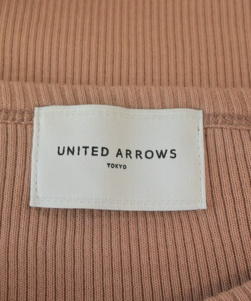 UNITED ARROWS เสื้อยืด/เสื้อท็อปส์