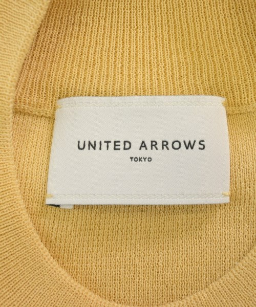 UNITED ARROWS เสื้อแขนกุด