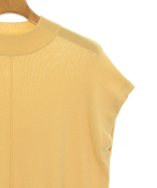 UNITED ARROWS เสื้อแขนกุด