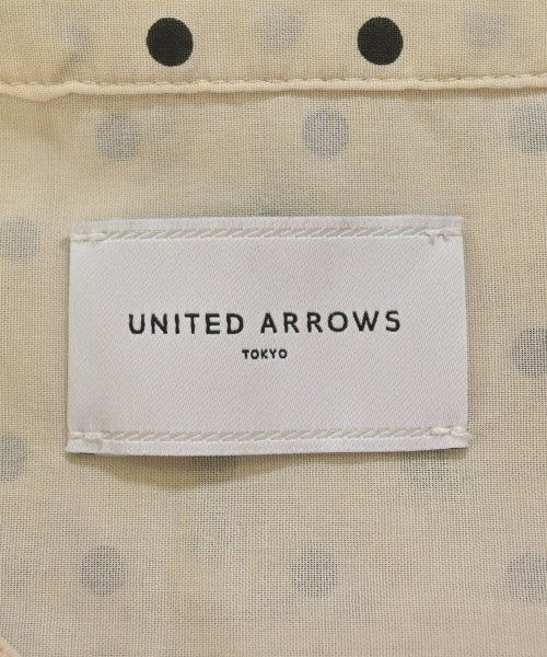 UNITED ARROWS เสื้อลำลอง