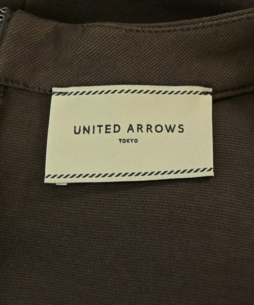 UNITED ARROWS แขนกุด