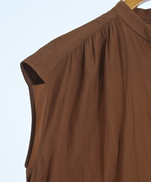 UNITED ARROWS เสื้อลำลอง