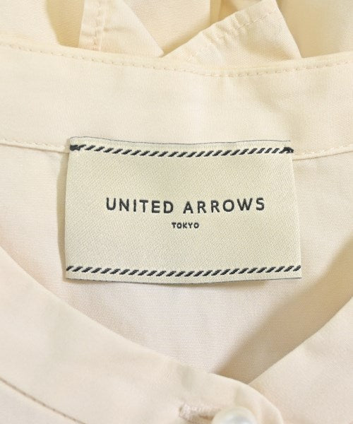 UNITED ARROWS เสื้อลำลอง