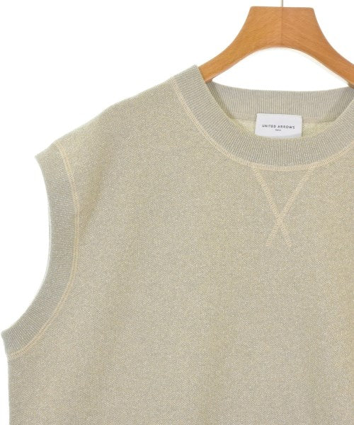 UNITED ARROWS เสื้อแขนกุด