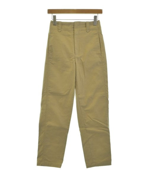BARNEYS NEWYORK ชิโน่