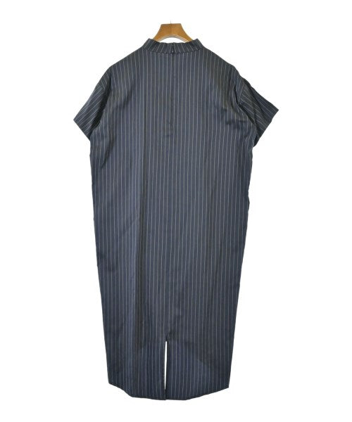 BARNEYS NEWYORK ชุดเดรส