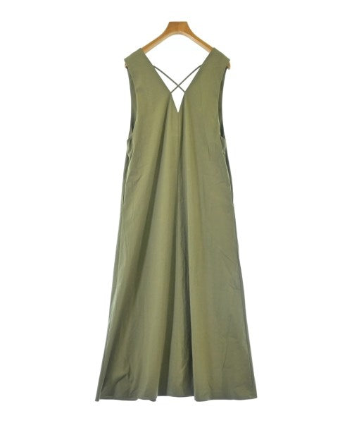 BARNEYS NEWYORK ชุดเดรส