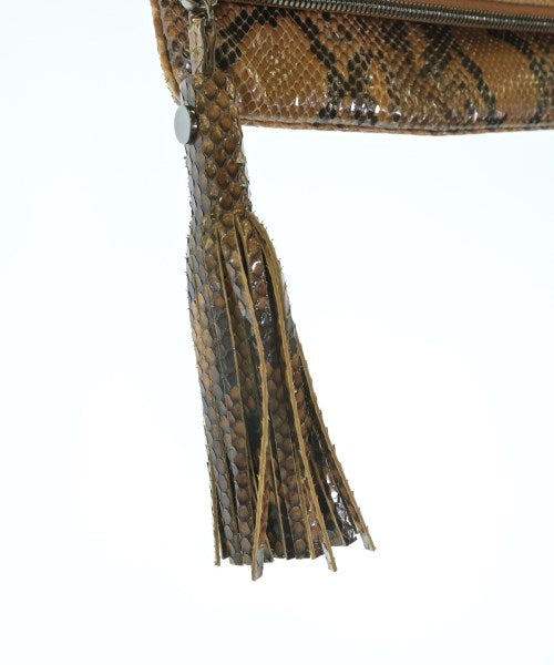 BARNEYS NEWYORK คลัตช์