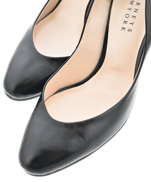 BARNEYS NEWYORK รองเท้าส้นสูง