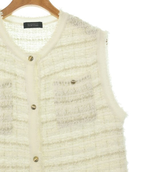 BARNEYS NEWYORK เสื้อแขนกุด