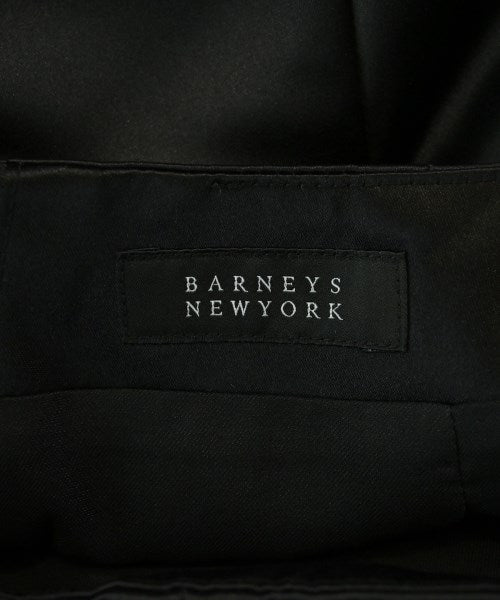 BARNEYS NEWYORK กระโปรงยาวถึงเข่า