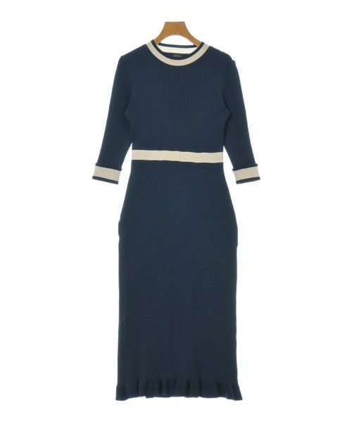 BARNEYS NEWYORK ชุดเดรส