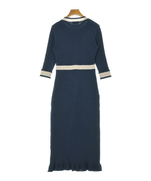 BARNEYS NEWYORK ชุดเดรส