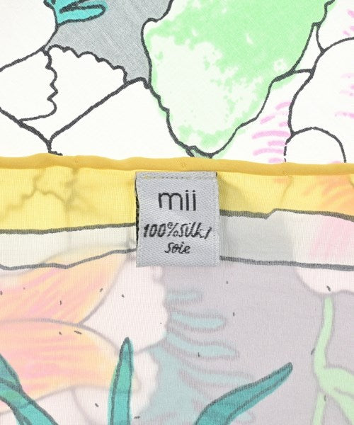 TOMORROWLAND ผ้าพันคอ