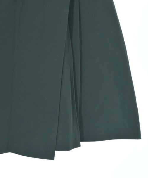 TOMORROWLAND กระโปรงยาวถึงเข่า