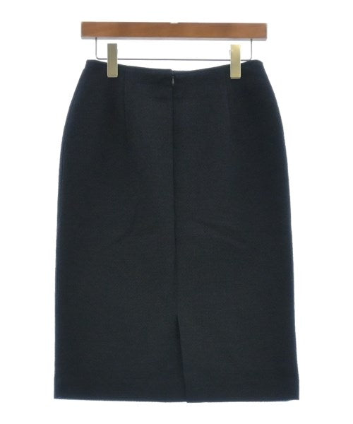 SHIPS กระโปรงยาวถึงเข่า