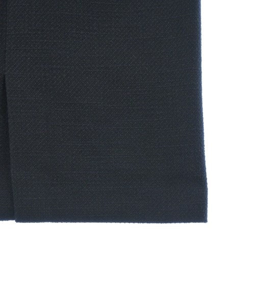 SHIPS กระโปรงยาวถึงเข่า