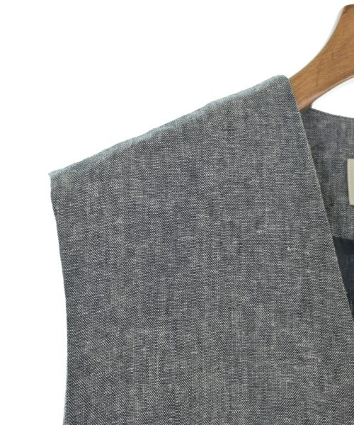 SHIPS เสื้อกั๊ก