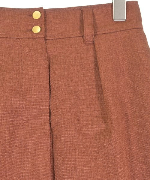 SHIPS กระโปรงยาวถึงเข่า