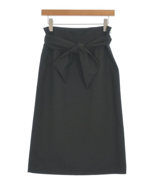 SHIPS กระโปรงยาวถึงเข่า