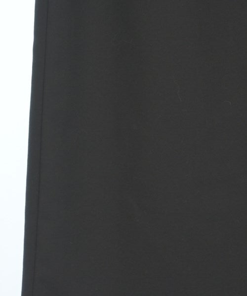 SHIPS กระโปรงยาวถึงเข่า