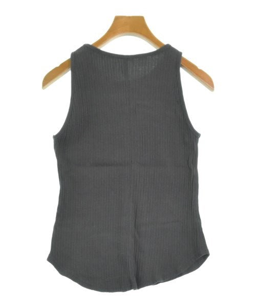 SHIPS เสื้อแขนกุด