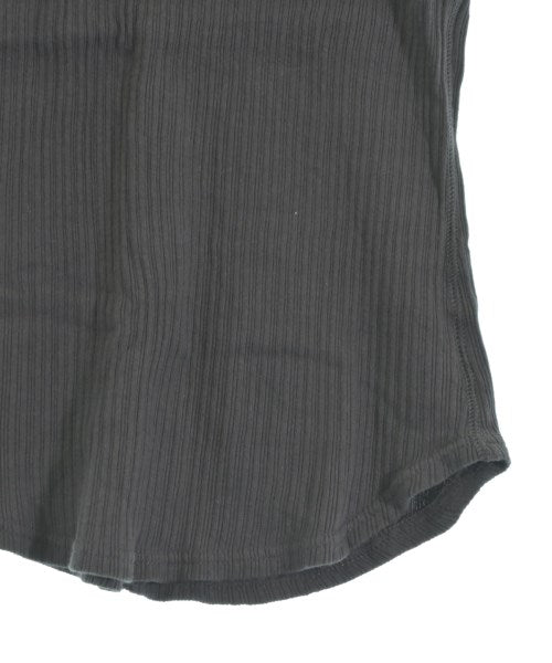 SHIPS เสื้อแขนกุด